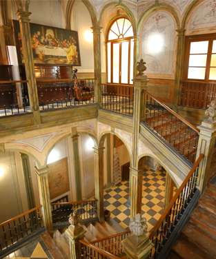 la Escalera Monumental acoge conciertos de música clásica la Escalera Monumental acoge conciertos de música clásica