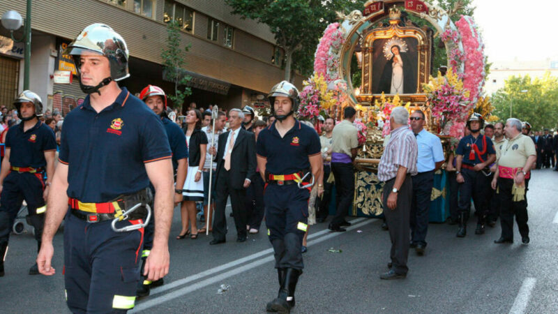 procesión de la Virgen de la Paloma procesión de la Virgen de la Paloma