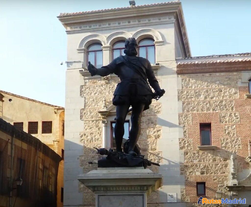 Monumento a Don Álvaro de Bazán Monumento a Don Álvaro de Bazán