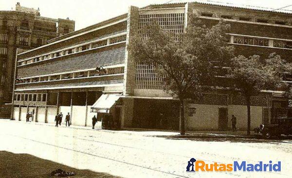 el edificio era una central de abastos el edificio era una central de abastos